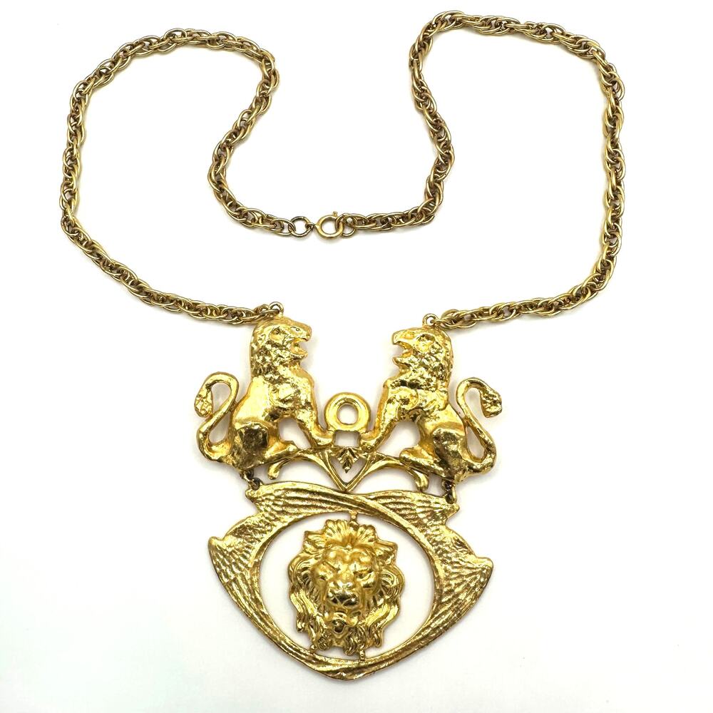 Vintage gold tone chunky massive lion door knocker chain statement necklace